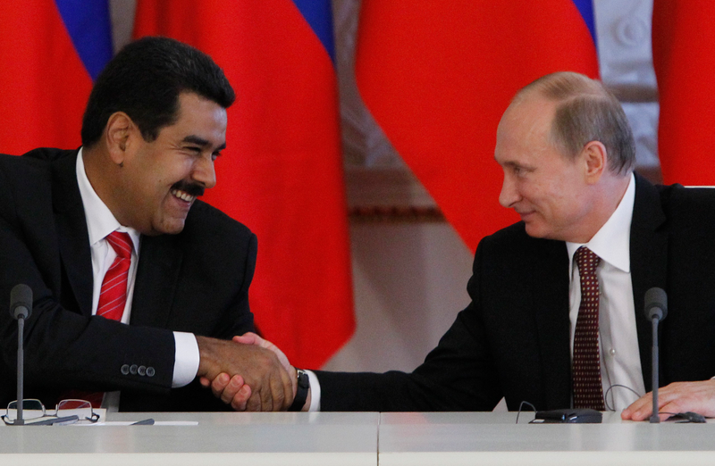 Illustration for article titled Aviones desviados, cartas y Venezuela, lo último del caso Snowden